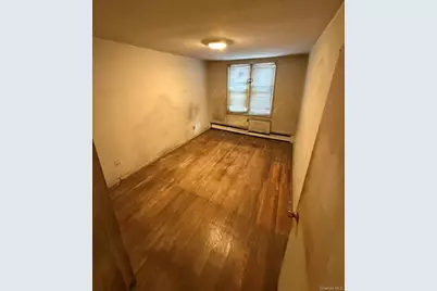 4242 Colden Street #C15, Flushing, NY 11355 - Photo 11