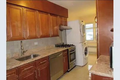 132-20 60th Avenue, Flushing, NY 11355 - Photo 17