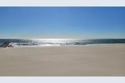 85 Mohawk Avenue #Garden, Long Beach, NY 11561 - Photo 11