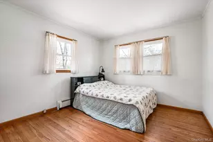 18 Maple Ave, Bellport, NY 11713 - Photo 7