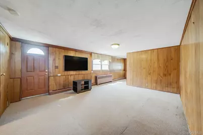 344 Woods Road, North Babylon, NY 11703 - Photo 23