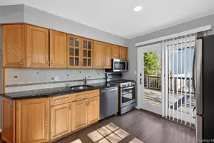 7 Phyllis Dr, East Northport, NY 11731 - Photo 5