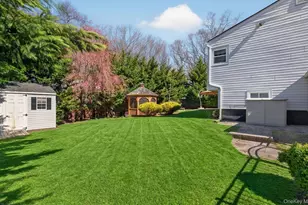 7 Phyllis Dr, East Northport, NY 11731 - Photo 17