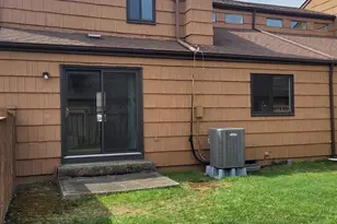 174 Melanie Way, Commack, NY 11725 - Photo 9