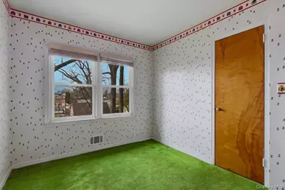 35 Forest Avenue, Ossining, NY 10562 - Photo 11