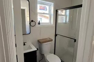 110-33 178th St, Jamaica, NY 11433 - Photo 5