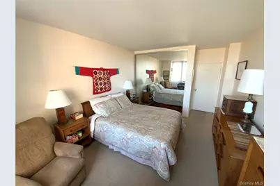 27010 Grand Central Parkway #9M, Floral Park, NY 11005 - Photo 13