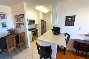 270-10 Grand Central Pkwy, Floral Park, NY 11005 - Photo 7