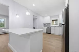 253-10 148th Dr, Rosedale, NY 11422 - Photo 15