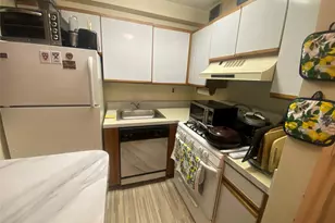 280 Guy Lombardo Ave, Freeport, NY 11520 - Photo 15