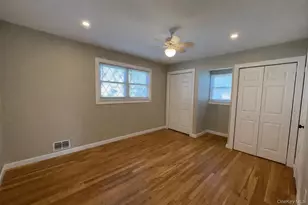 109 N Greene Ave, Lindenhurst, NY 11757 - Photo 5