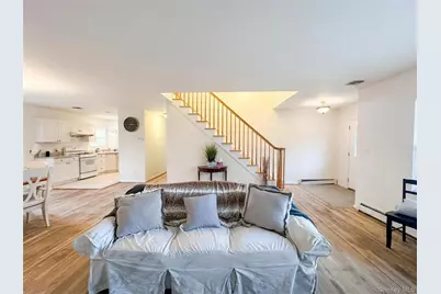 35 Sheep Pasture Road, Port Jefferson, NY 11777 - Photo 5