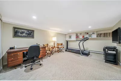 102 Irene Lane, Commack, NY 11725 - Photo 27