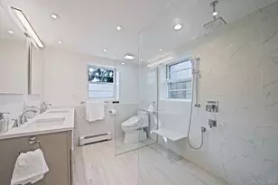 102 Irene Ln, Commack, NY 11725 - Photo 19