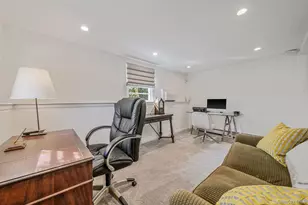 102 Irene Ln, Commack, NY 11725 - Photo 21