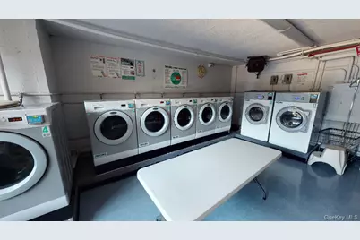 118-17 Union Turnpike #9J, Forest Hills, NY 11375 - Photo 19