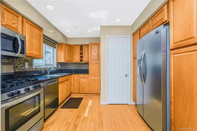 40 Creston Place, New York, NY 10304 - Photo 29