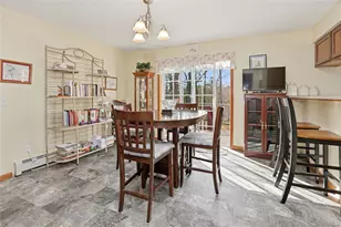 8 Robbins Ln, Saugerties, NY 12477 - Photo 17