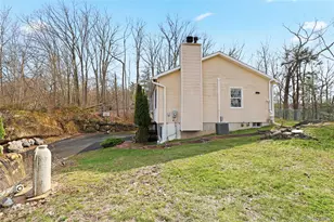 8 Robbins Ln, Saugerties, NY 12477 - Photo 31