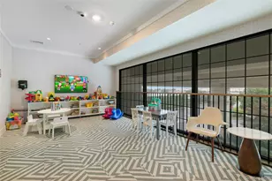 990 Corporate Dr, Westbury, NY 11590 - Photo 15