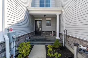 50 Stratford Ln, Wappingers Falls, NY 12590 - Photo 5