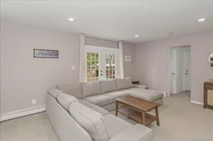 11 Jeanne Rd, Lake Grove, NY 11755 - Photo 13