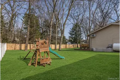 11 Jeanne Road, Lake Grove, NY 11755 - Photo 23