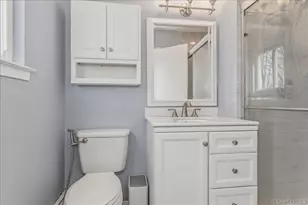 11 Jeanne Rd, Lake Grove, NY 11755 - Photo 19