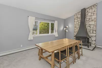 11 Jeanne Road, Lake Grove, NY 11755 - Photo 5