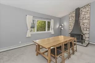 11 Jeanne Rd, Lake Grove, NY 11755 - Photo 5