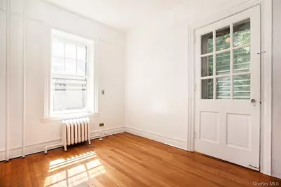 568 W 261st Street #2, Bronx, NY 10471 - Photo 3