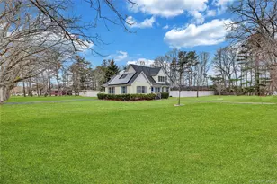 82 Southaven Ave, Medford, NY 11763 - Photo 3