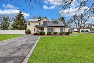 82 Southaven Avenue, Medford, NY 11763 - Photo 5