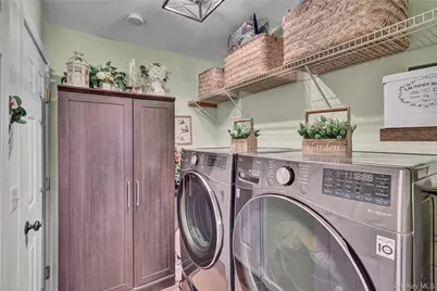 82 Southaven Avenue, Medford, NY 11763 - Photo 23