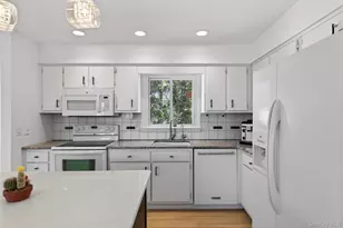 8 Puritan Ln, Blooming Grove, NY 10992 - Photo 13