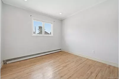 978 Little Whalneck Road, Merrick, NY 11566 - Photo 9