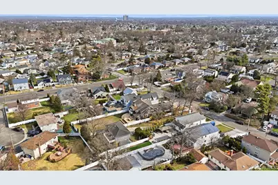 978 Little Whalneck Road, Merrick, NY 11566 - Photo 31