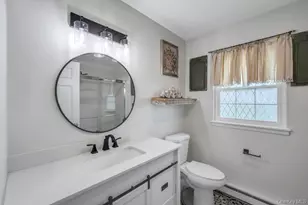 248 Newcastle Ct, Ridge, NY 11961 - Photo 17