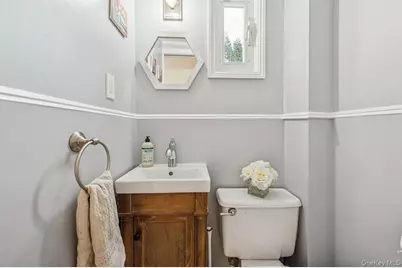 110 Park Avenue, Bronxville, NY 10708 - Photo 19