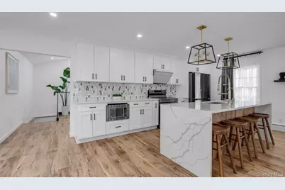 69 Candy Lane, Syosset, NY 11791 - Photo 13