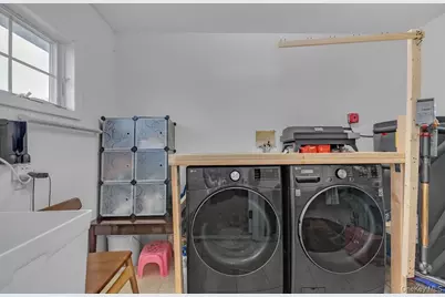 69 Candy Lane, Syosset, NY 11791 - Photo 23