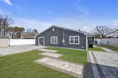 69 Candy Lane, Syosset, NY 11791 - Photo 25