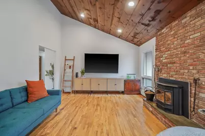 14 Cordwood Path, Shoreham, NY 11786 - Photo 17