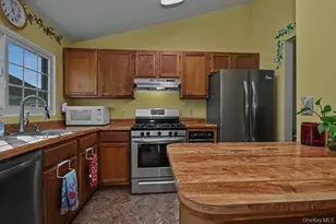 2323 Whispering Hills, Chester, NY 10918 - Photo 9