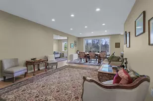 1 Kensington Gate, Great Neck, NY 11021 - Photo 7