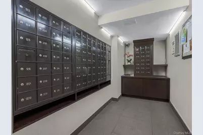 1 Kensington Gate #PH 14, Great Neck, NY 11021 - Photo 27