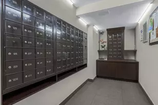 1 Kensington Gate, Great Neck, NY 11021 - Photo 27