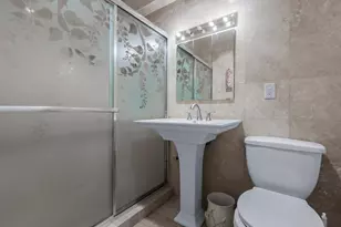 1 Kensington Gate, Great Neck, NY 11021 - Photo 19