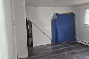 85 Grove St, Newburgh, NY 12550 - Photo 9