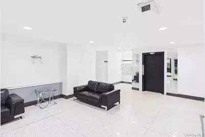 6515 Alderton Street #3F, Rego Park, NY 11374 - Photo 5